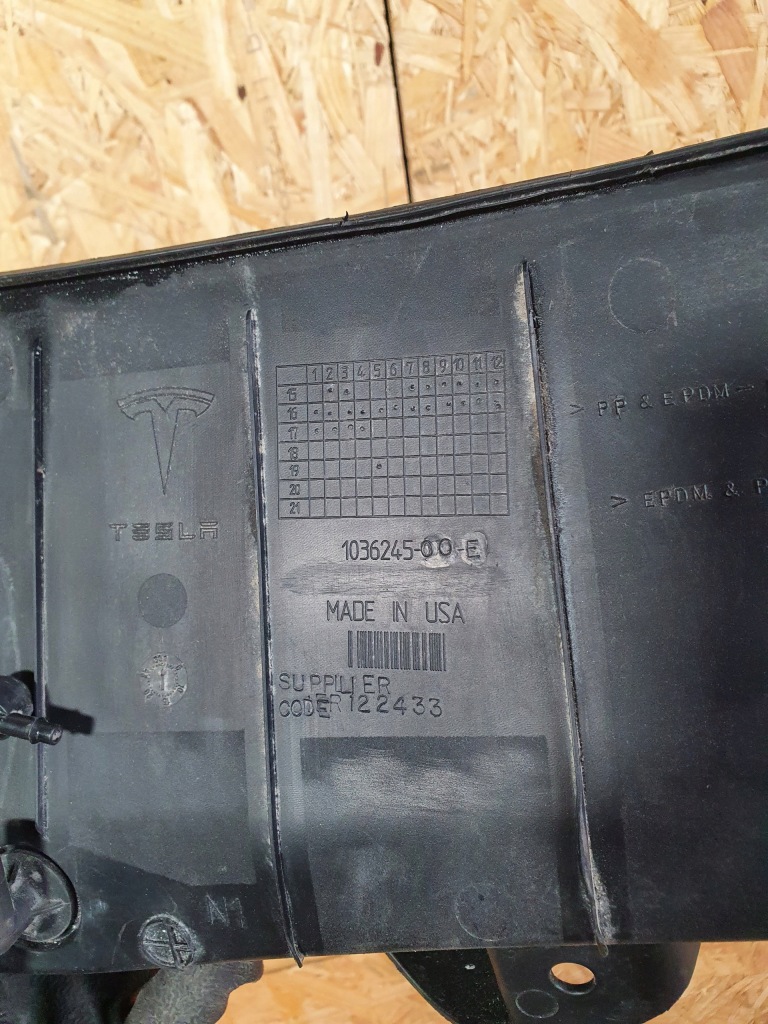 фото №4, Tesla model x жабо перед