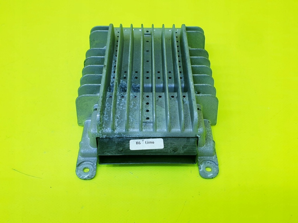 фото №3, Усилитель динамиков радио audi a4 b6 b7 bose