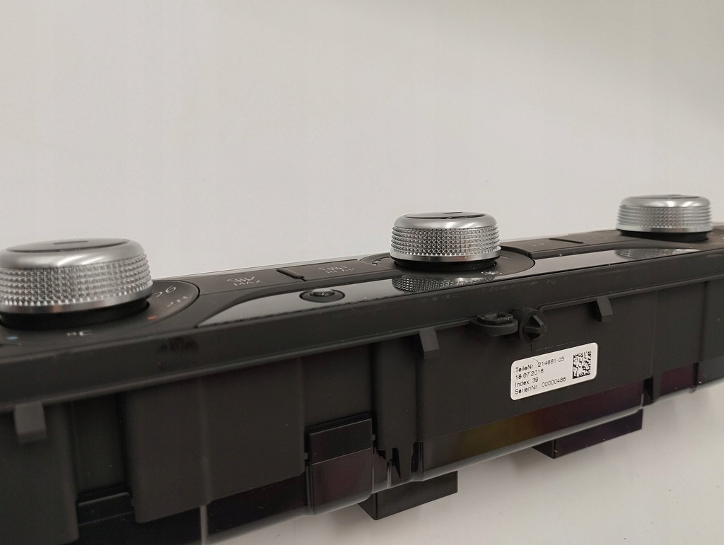 фото №8, Audi a4 s4 b9 панель кондиционера 8w0820043q