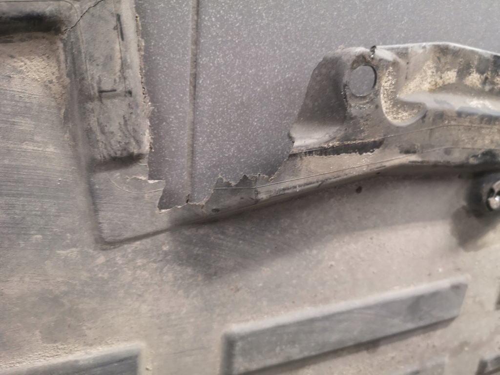 фото №5, Защита подвеска левая audi a8 d3 4e0825205d