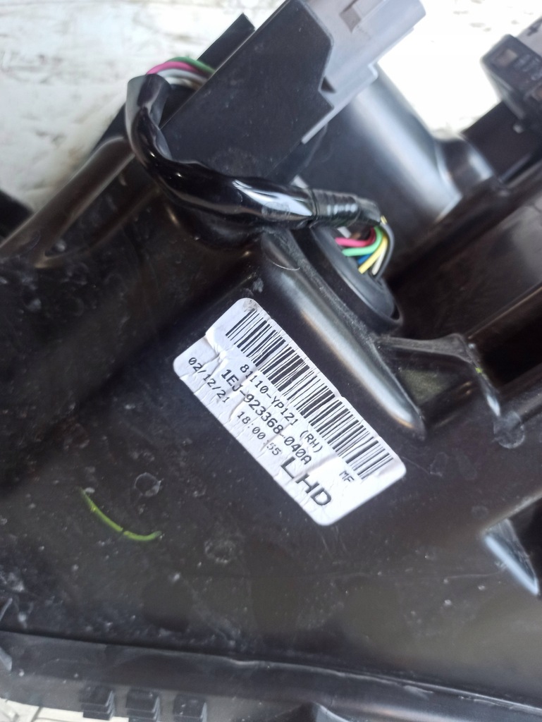 фото №7, Toyota hilux lift full led лампа правый перед