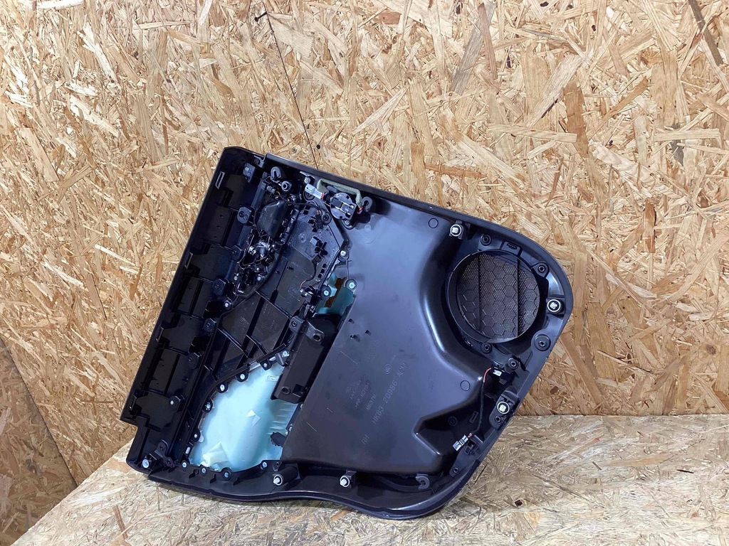 фото №7, Jaguar f-pace обивка обшивка задняя правый hk83-20986-acw t4a8070