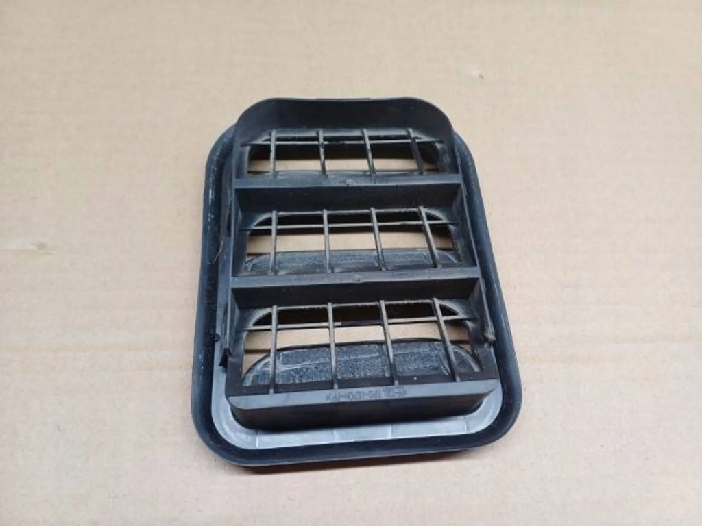 фото №2, Skoda rapid spaceback решітка вентиляційна задня