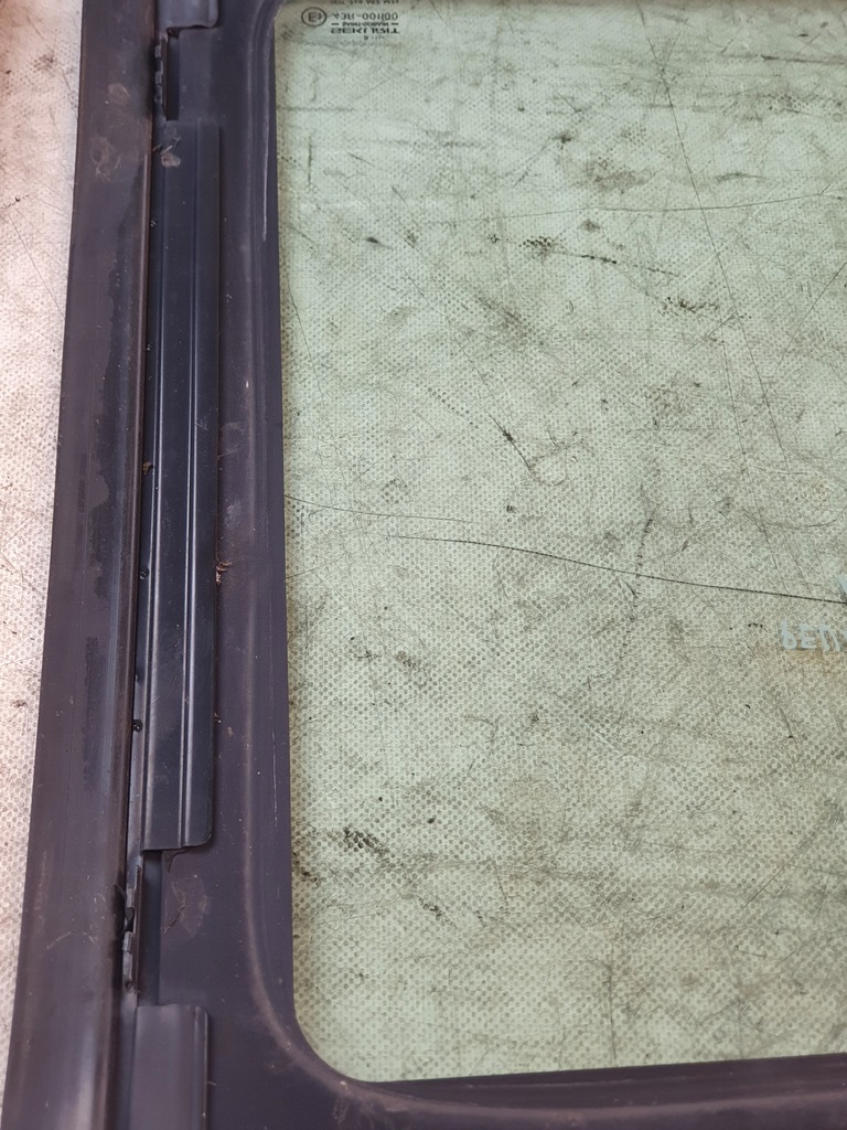 фото №10, Стекло кузовная средняя левый задняя peugeot partner i lift