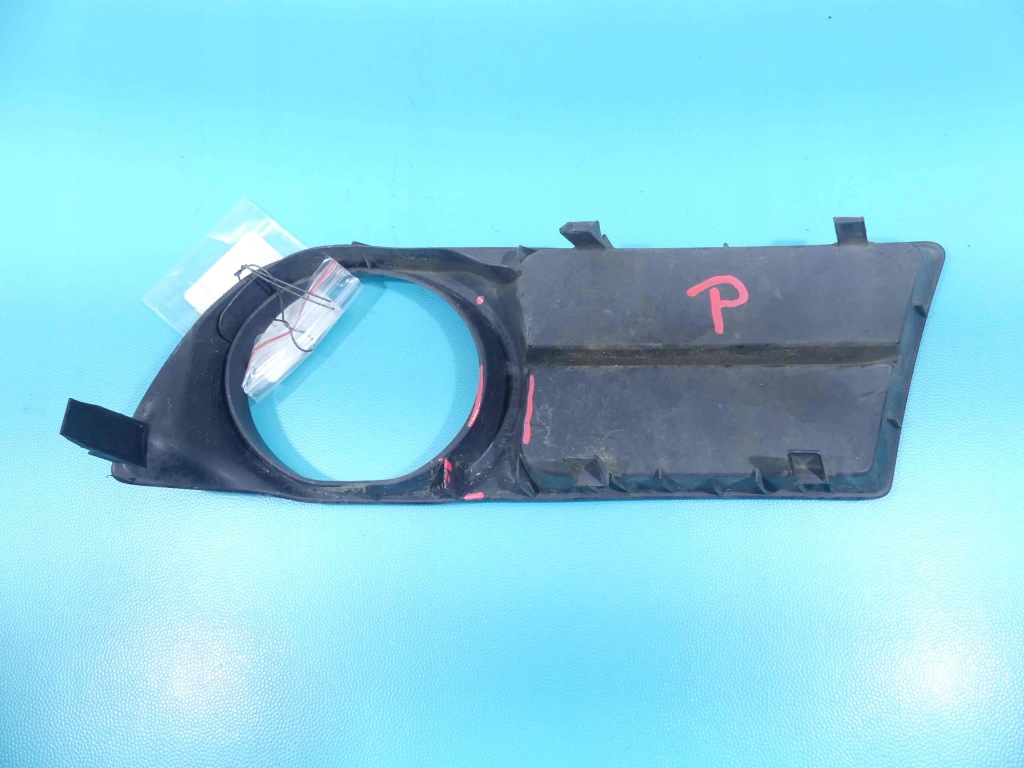 фото №3, Заглушка розпилювача права toyota corolla verso ii 521270f020