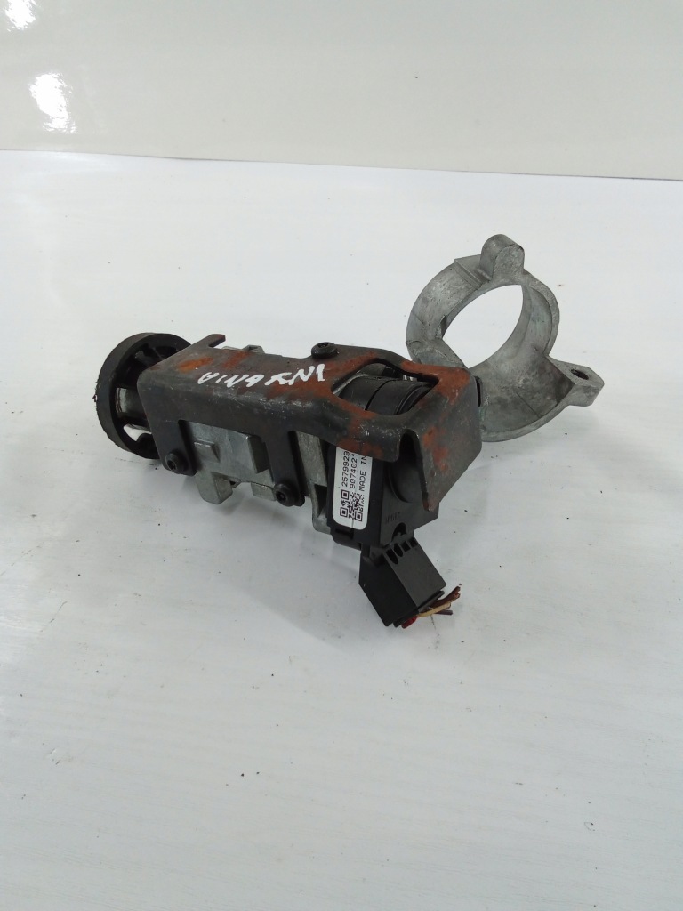 фото №2, E256 замок зажигания opel insignia 13500540