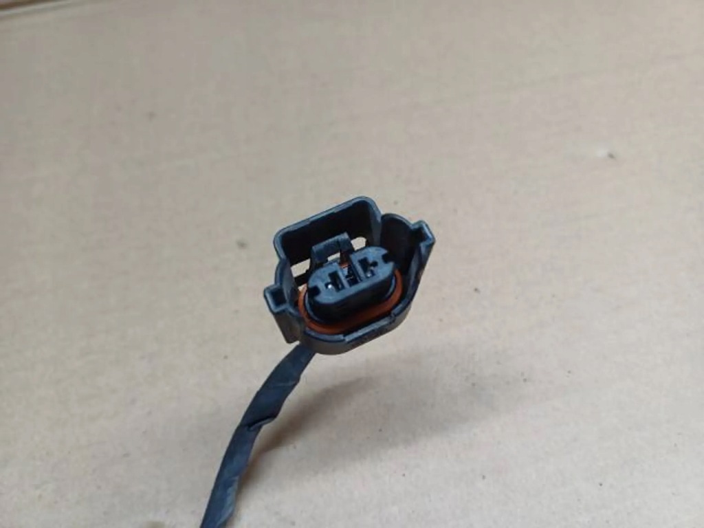 фото №4, Штекер шланг протитуманної фари skoda rapid