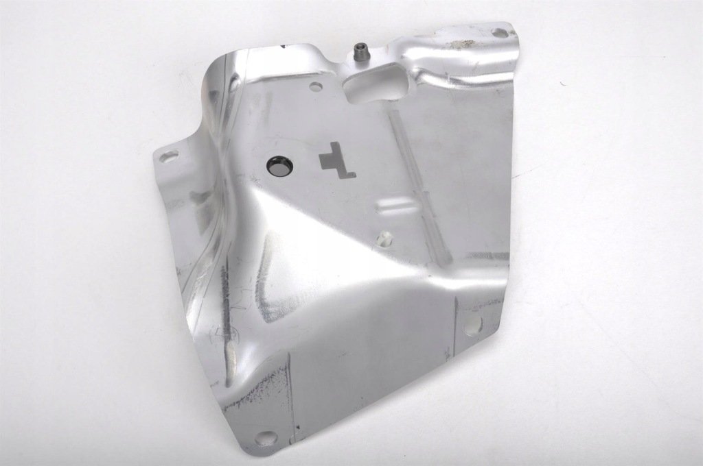 фото №1, Mercedes amg gt c190 кронштейн поперечина правого