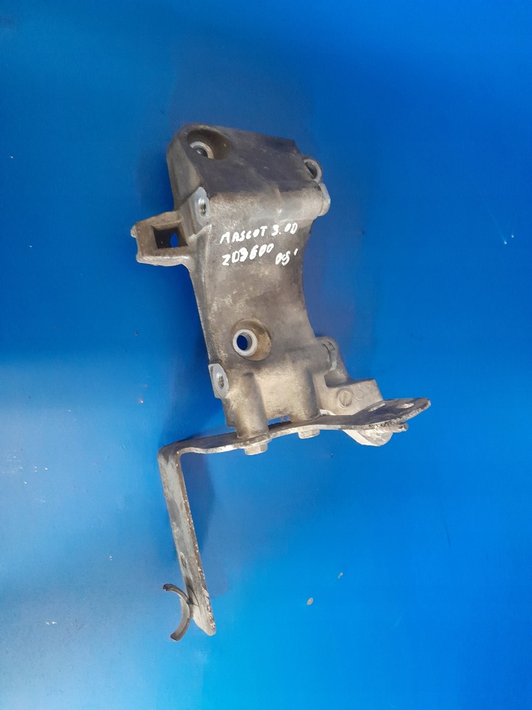 фото №1, Кронштейн двигателя renault mascott 3.0 dci zd3a600