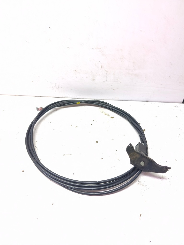 Купити Тросик тягa кришка горловини  паливної  hb 3d 1.6 16v colt v 96-04