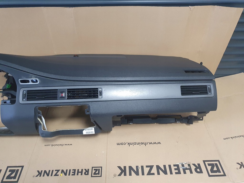 фото №7, Консоль панель приладів панель приладів volvo v70 xc70 s80 08-12 оригінал