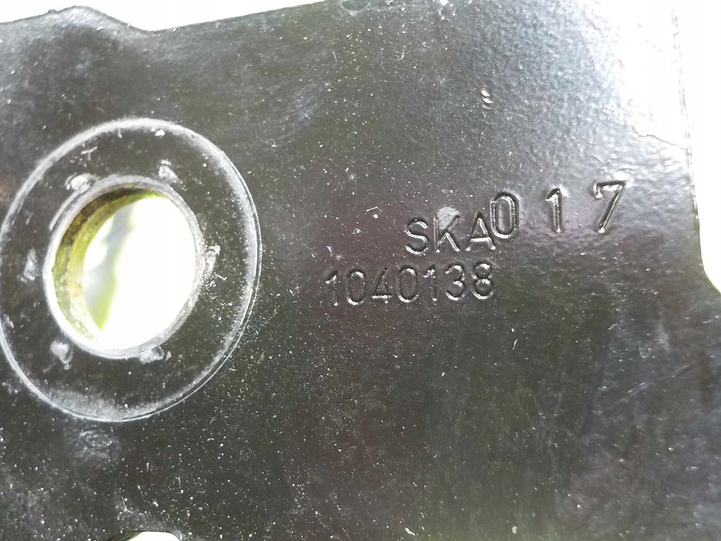 фото №4, Honda civic ix 12r клипса поперечина правая задняя 1040138