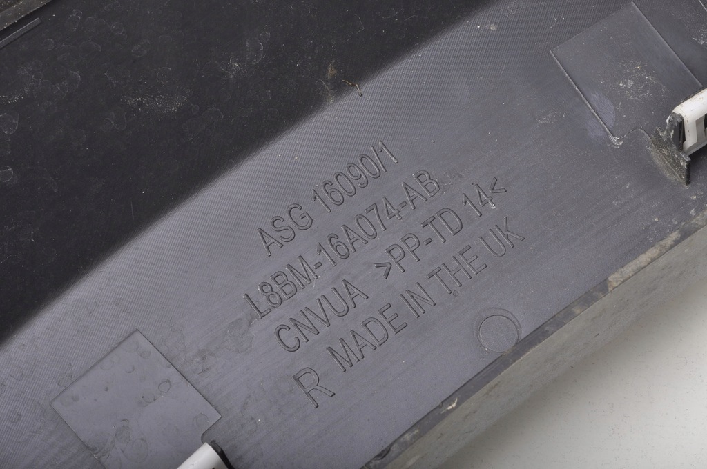 фото №11, Defender l663 молдинг крыла правый перед 21r