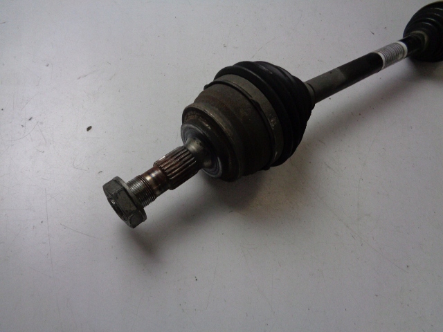 Привідний вал правий перед opel corsa f 1.2 puretech 2020 рік Ціна