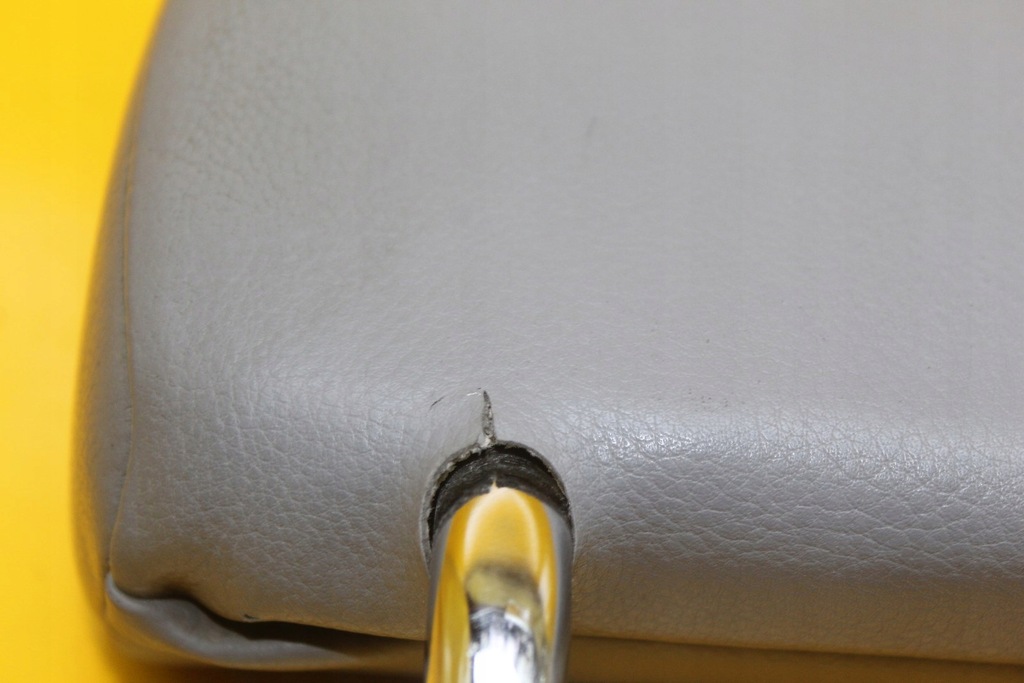 фото №7, Подголовник правый перед vw transporter t5 кожа