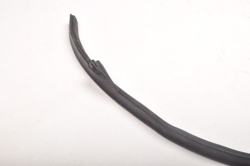 фото №7, Toyota supra mk5 прокладка уплотнитель левая 8811023