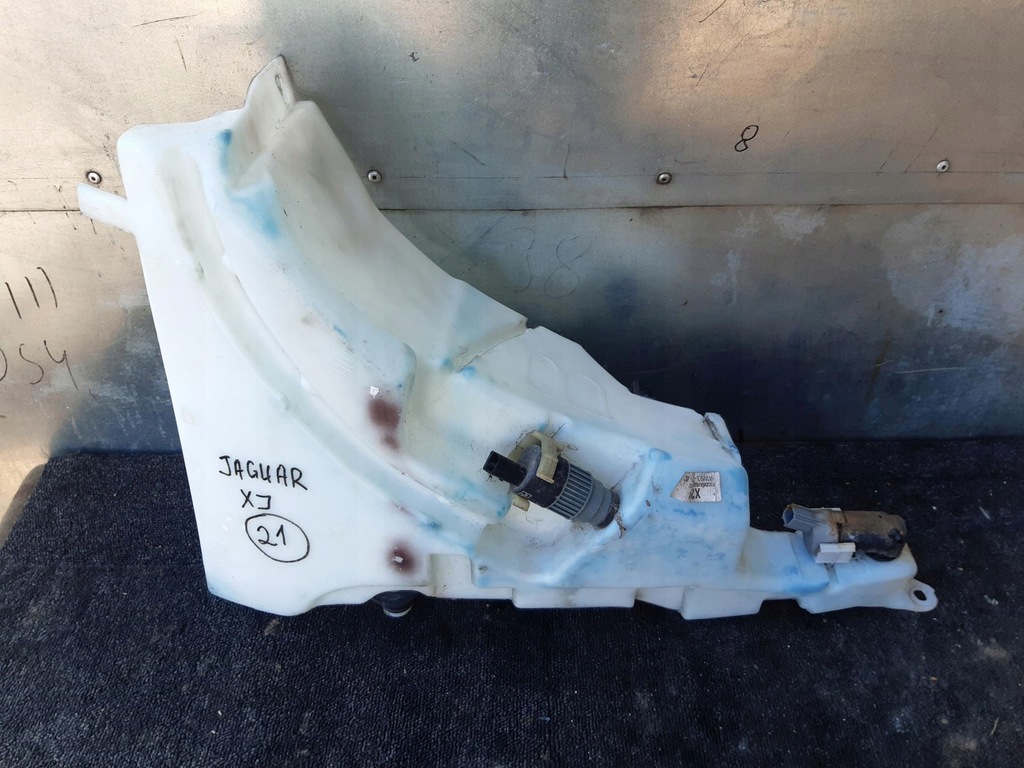 фото №10, Бачок омывателя aw93-17b613-bc jaguar xj