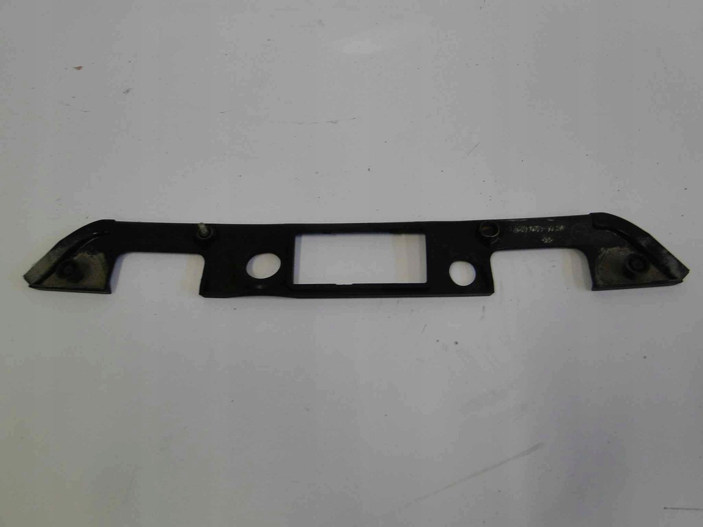 фото №3, Mercedes sl r230 230 заглушка замка кришки задній