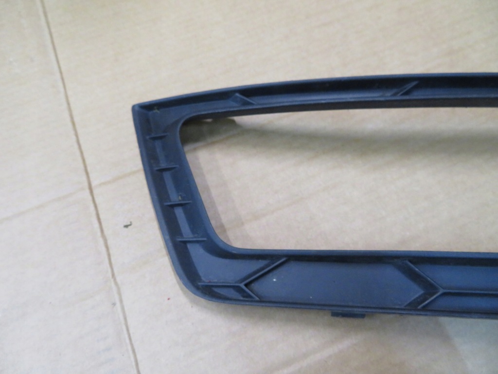 фото №2, Решітка радіатора решітка w бампер права skoda rapid 2012-