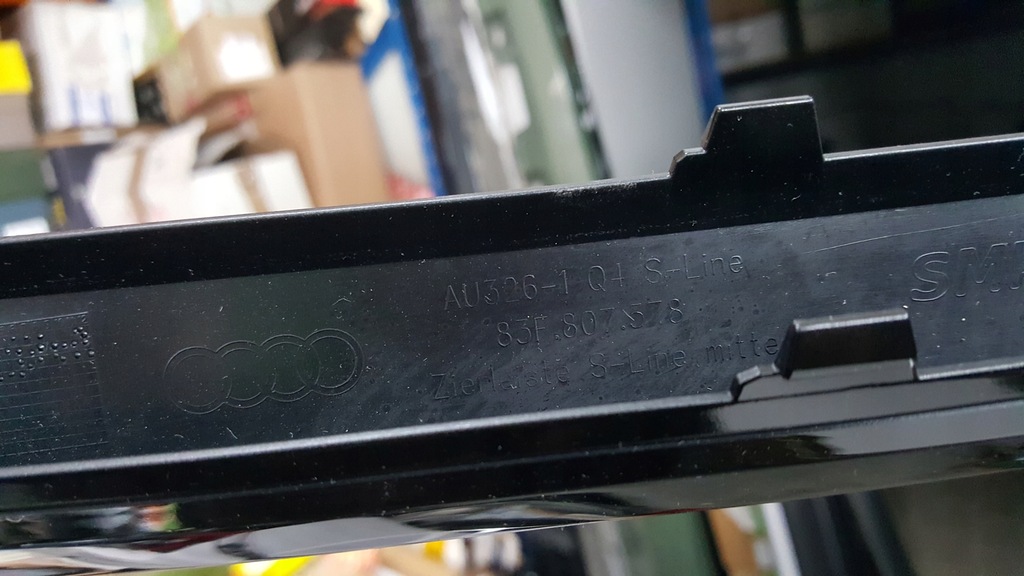 фото №10, Nowa оригинальная молдинг бампера заднего audi q3 sportback 83f807578