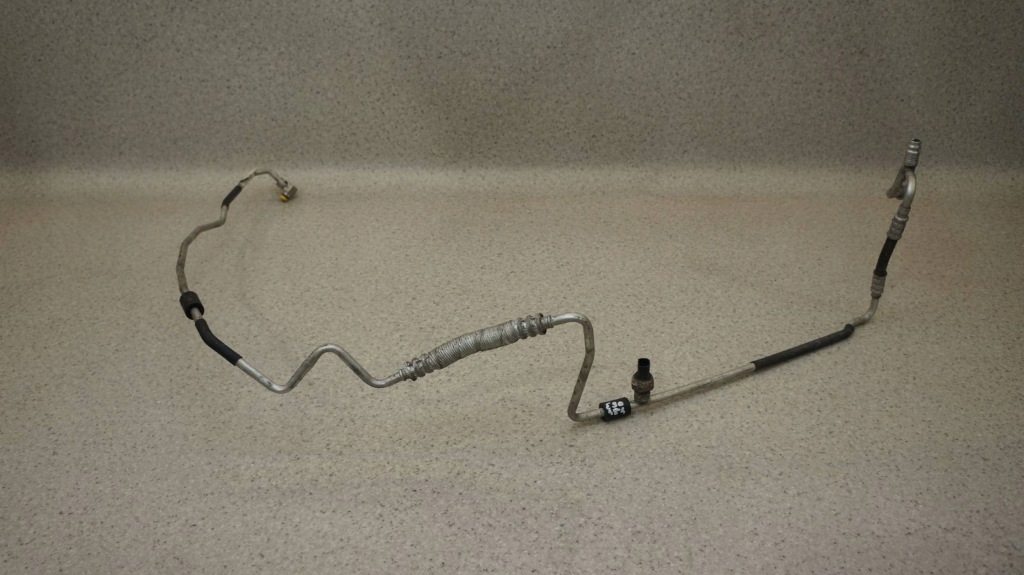 фото №1, Шланг трубка кондиціонера - bmw 3 e90 e91 320d - 6952992