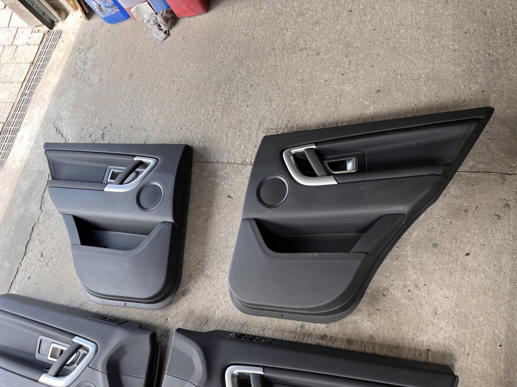 фото №3, Discovery sport l550 lift обивка дверь комплект