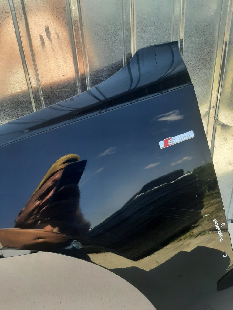 Купити Крило ліве перед audi a5 8t купе кабріолет  s-line 2007-2012 колір lz9y