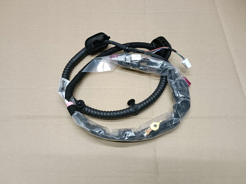 фото №1, Tesla model 3 шланг крышки задняя p1068789-00-g