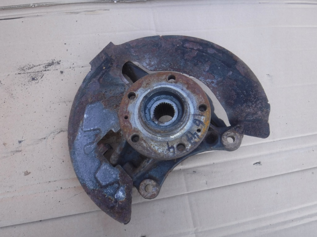 фото №1, Поворотный кулак левый перед citroen c5 ii