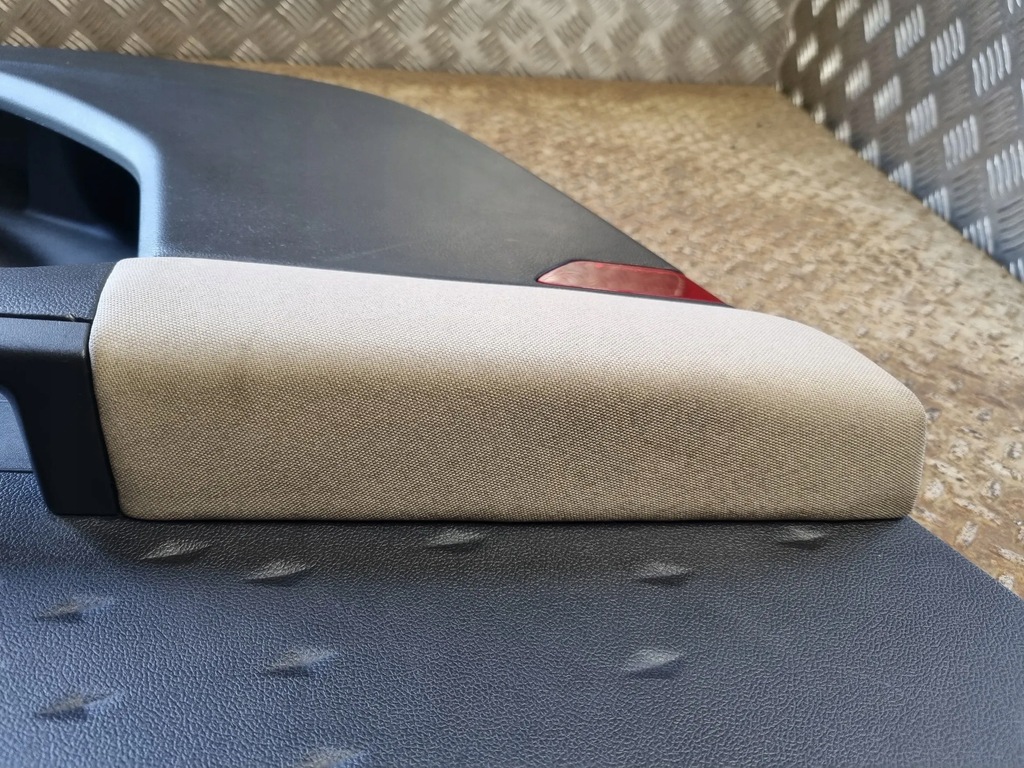 фото №8, Ford escape iv 2020 левая сторона обшивки дверь