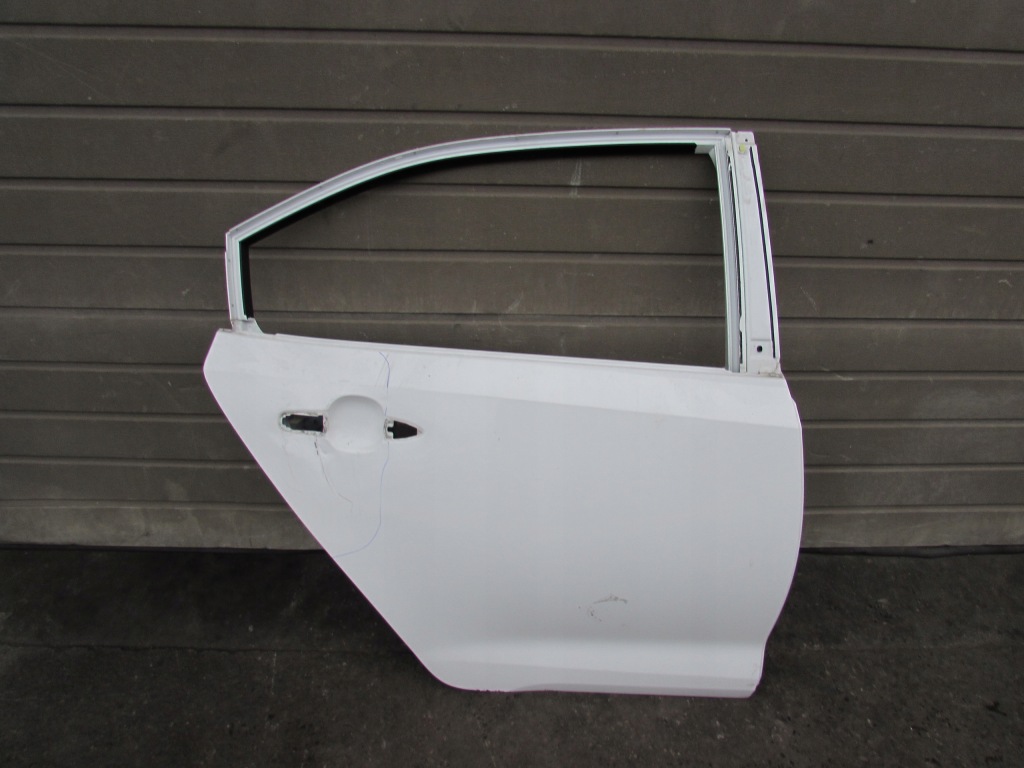 фото №1, Двері правий задня toyota corolla e21 18-22r sedan 040