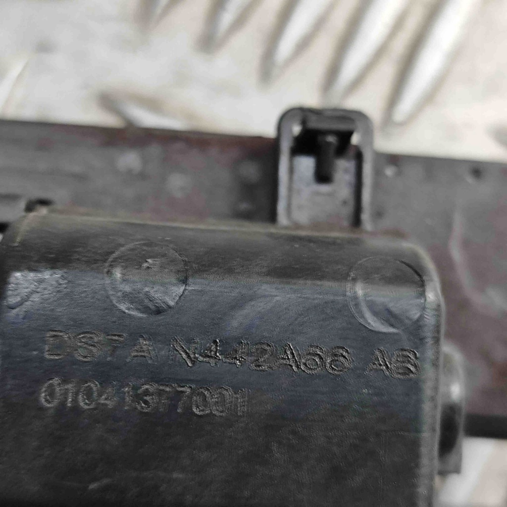 фото №7, Замок кришки багажника ford mondeo v turnier ds7an442a66ab 30815419 2.0l