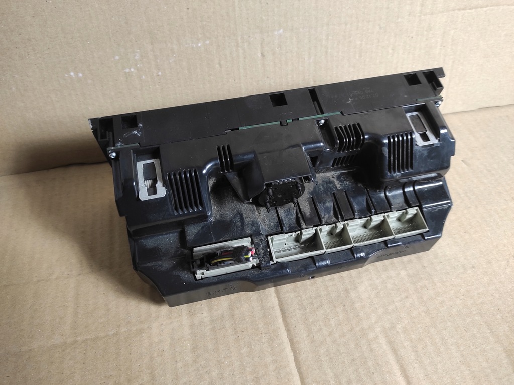 фото №6, Audi a6 c6 панель кондиціонера обдув