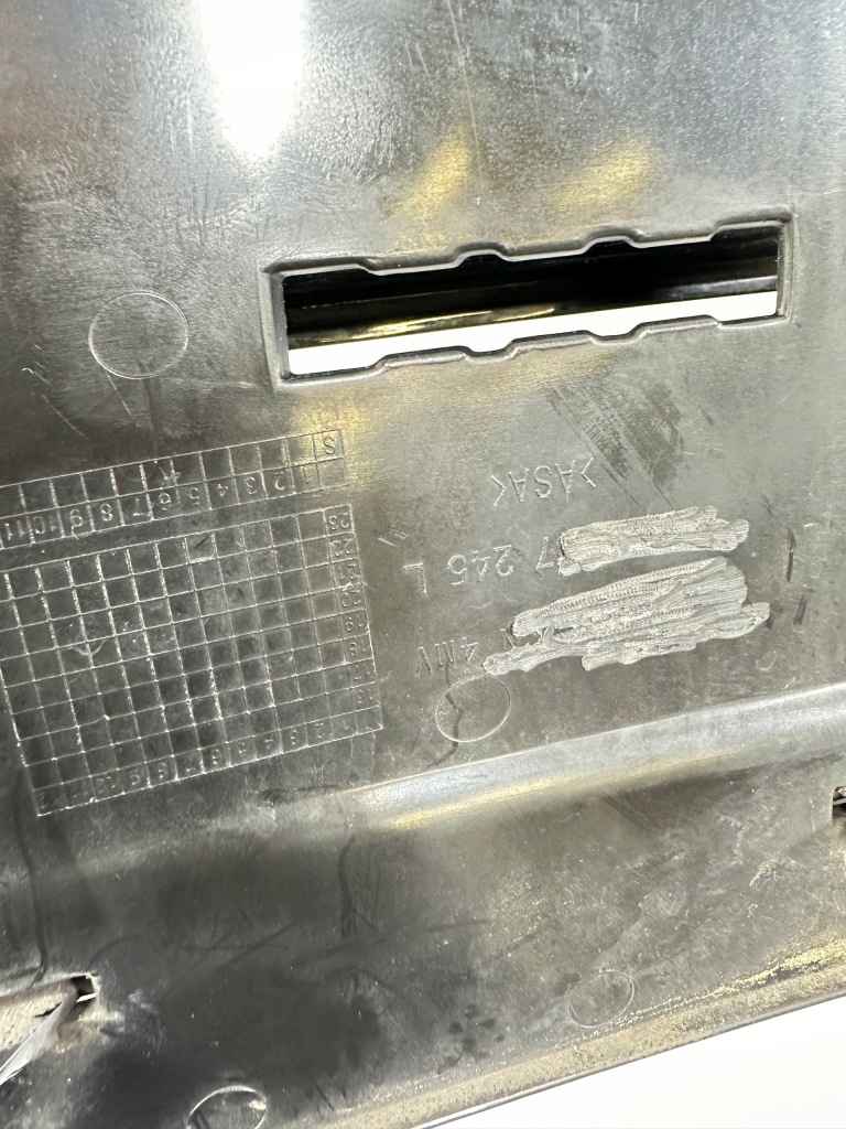 Q5 80a решётка бампера левая блеск 80d807681b Киев