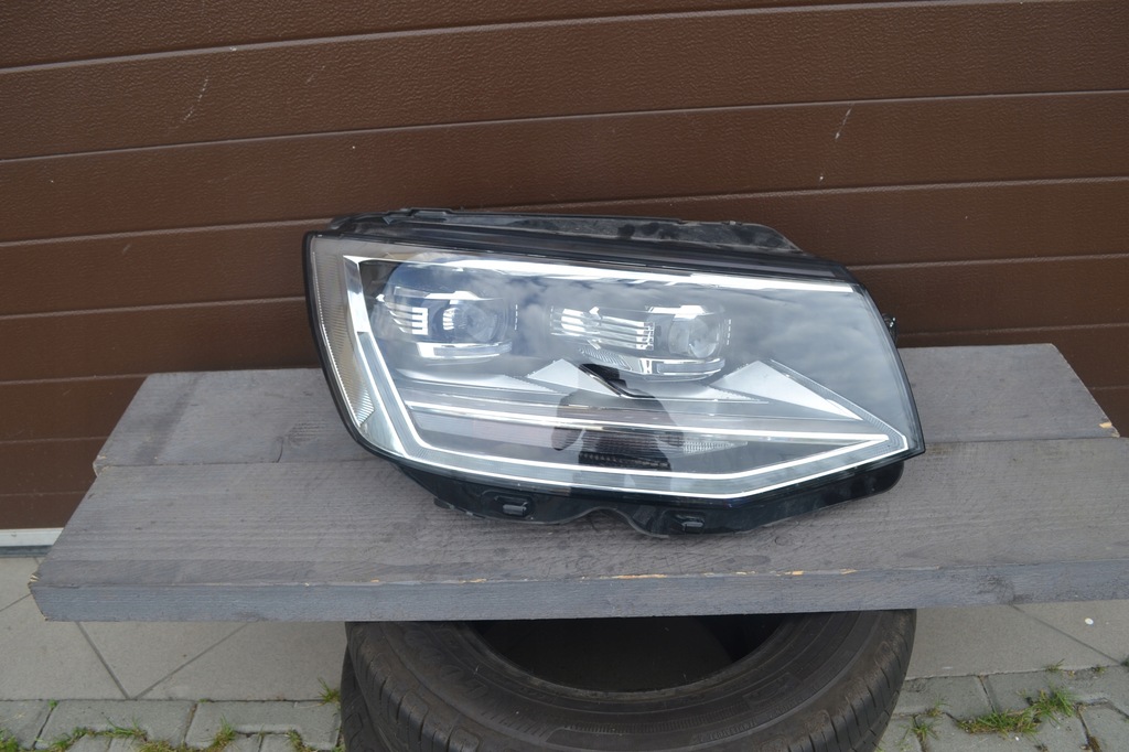 фото №1, Лампа перед full led права vw transporter t6 7e