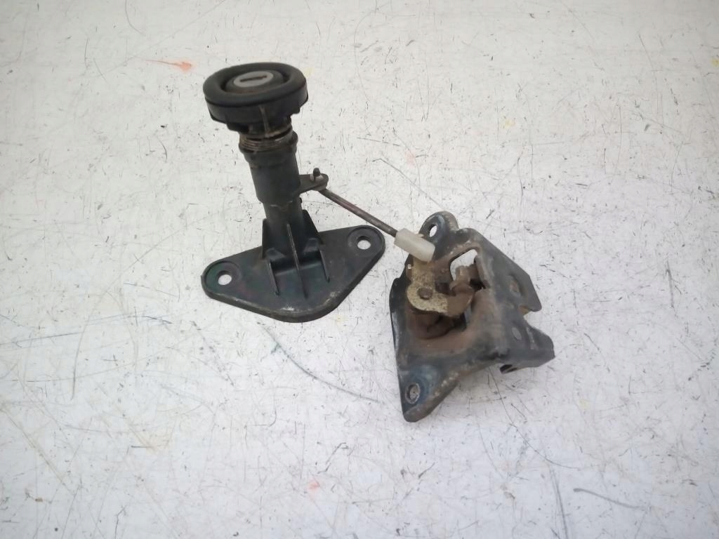 фото №1, Замок крышки багажника задняя fiat brava 1.6 16v