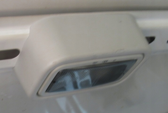 фото №1, Roomster fabia ii лампа кабины освещение