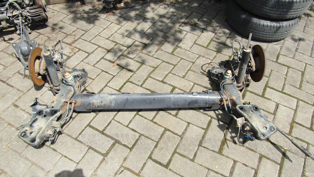 фото №1, Citroen c3 picasso oś балка задняя комплектная