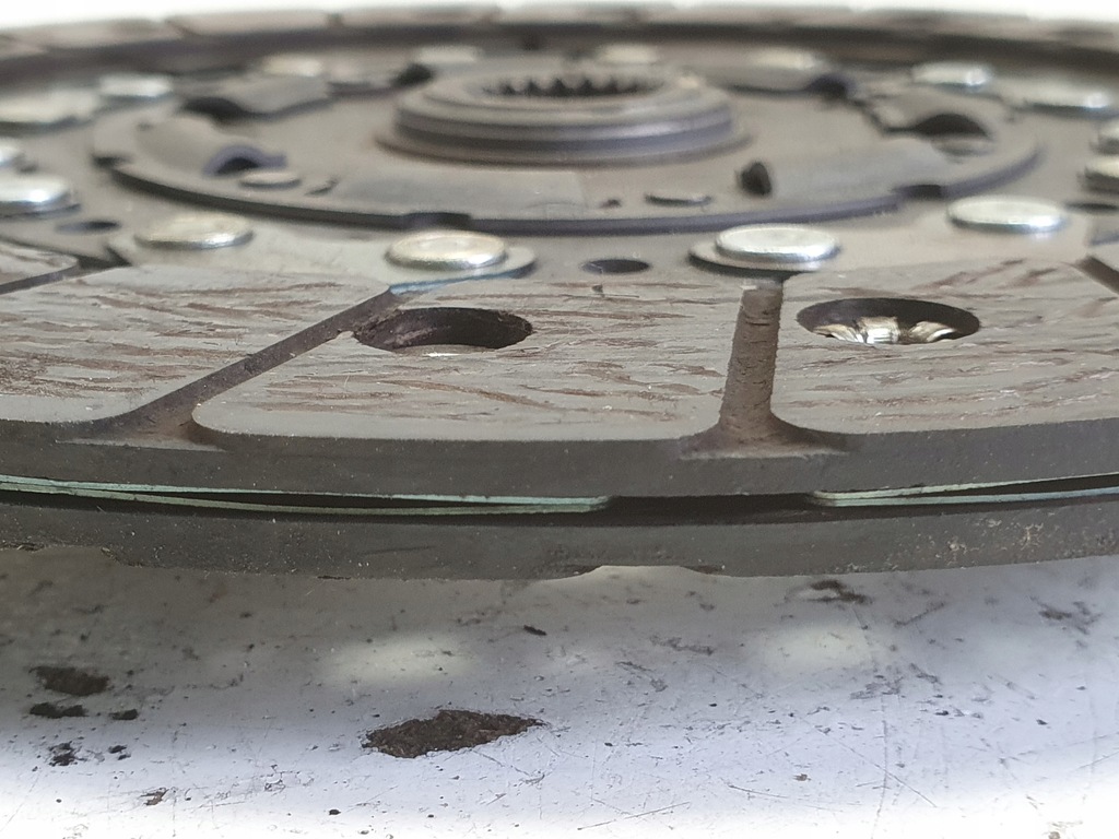 фото №11, Volvo v50 s40 ii lift 1.6 d2 прижим диск сцепление luk d4162t