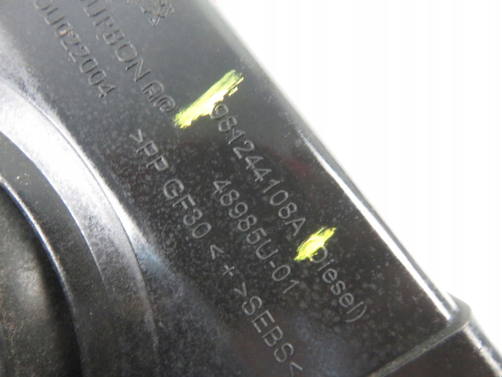 Крышка заливной топлива peugeot 5008 ii 981244108a ktvd Киев