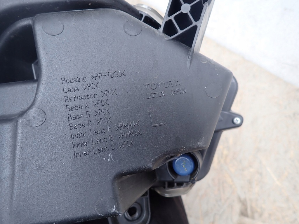 фото №3, Лампа левая фара левый drl led lexus nx 2014-