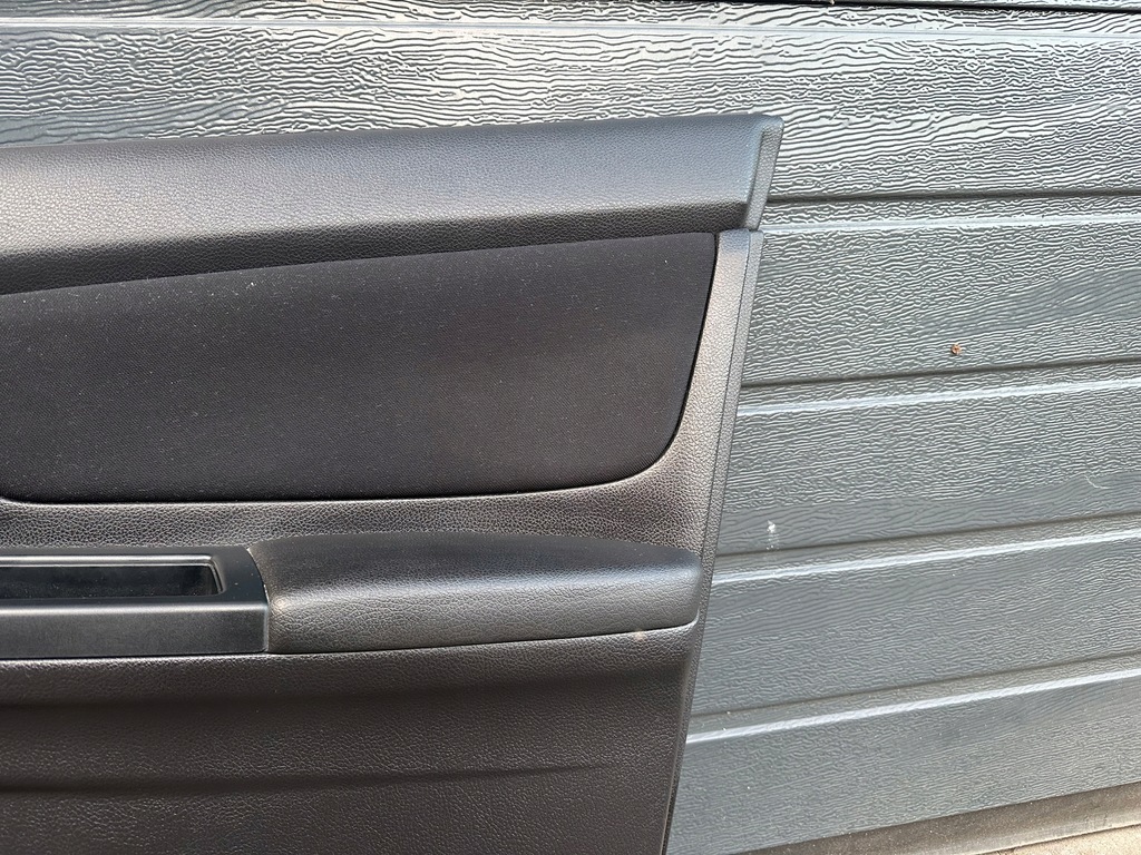 фото №5, Subaru xv i обшивка правый перед europa