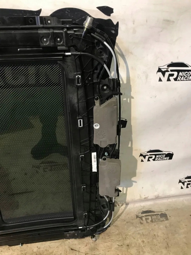 фото №10, Панорама дах панорамний bmw g06 f96 sky lounge