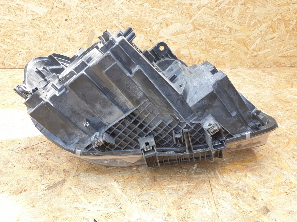 Bmw f45 f46 лампа левый перед full led 7214903 с Разборки