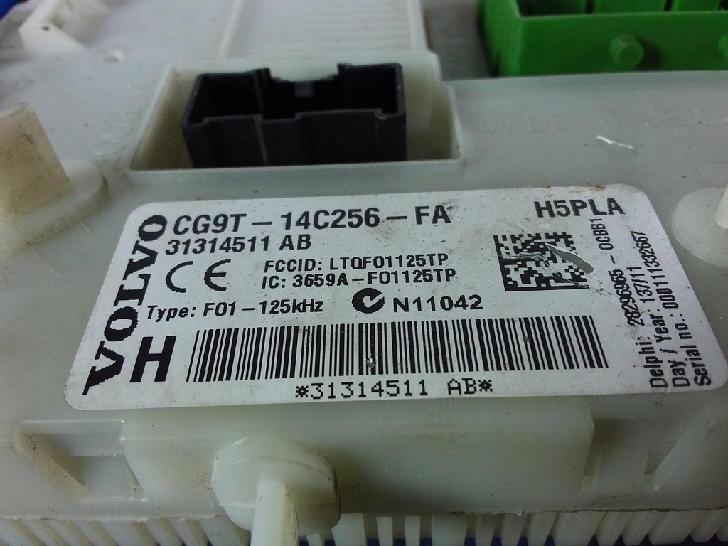 фото №4, Volvo xc60 i коробка предохранителей cg9t-14c256-fa