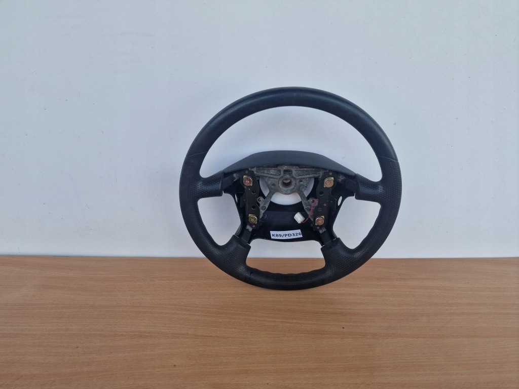 фото №1, Mazda premacy 99-04r оригинальная воздуховод кожа