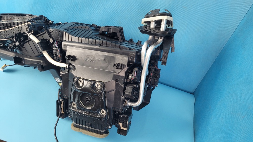 фото №9, Bmw 3’ g21 318d 2.0 19r обігрівач повітродувка 9483453 9382878