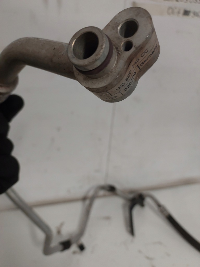 фото №9, Volkswagen оригінальний номер 1k0820743cc шланг кондиціонера