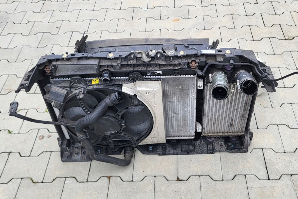 Peugeot 2008 2 19- gt-line капот бампер крила ремінь ліхтарі  led радіатор Зі Шроту