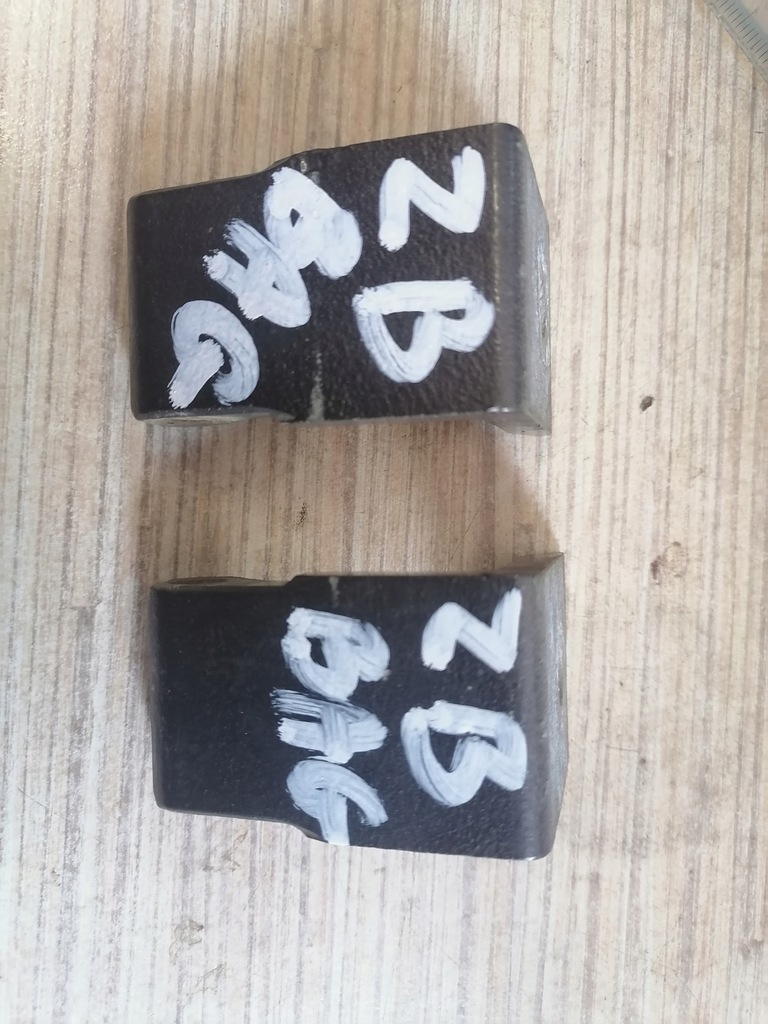 фото №1, Opel zafira b кронштейн петля крышки задняя петля